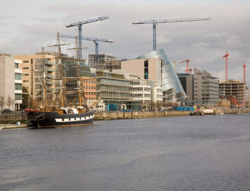 Zu Fuß durch die futuristische Seite der Hauptstadt Irlands – Ein Katzensprung zu Dublins Docklands